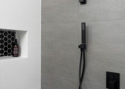 Doubleview Bath ensuite