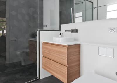 Dianella bathroom 2