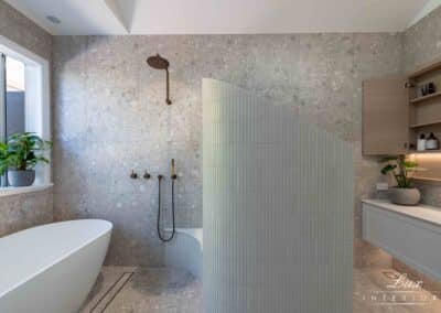 Doubleview Bathroom 6230 HDR