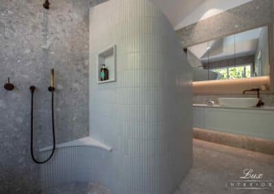 Doubleview Bathroom 6247 HDR