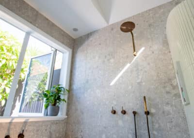 Doubleview Bathroom 6337 HDR