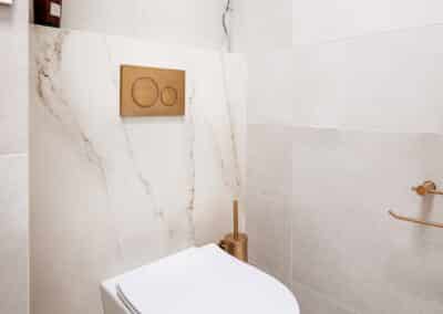 Mount Lawley Traditional Skylit Ensuite - Wall hung toilet with brass accessories