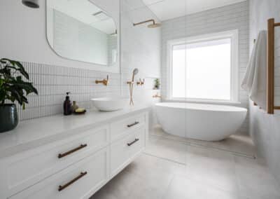 LUX CHELMSFORD 040 small