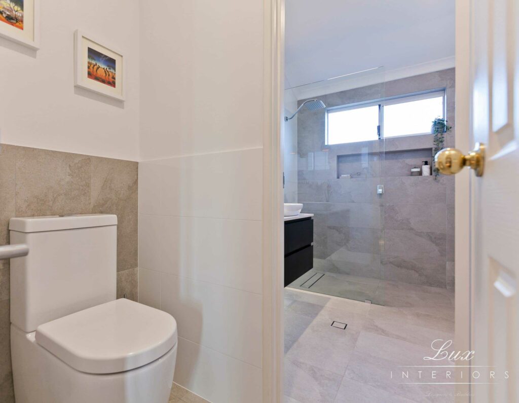 Landsdale Bathroom 1388
