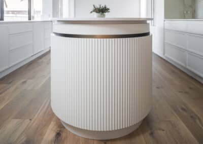 LUX LANCHESTER 004 small